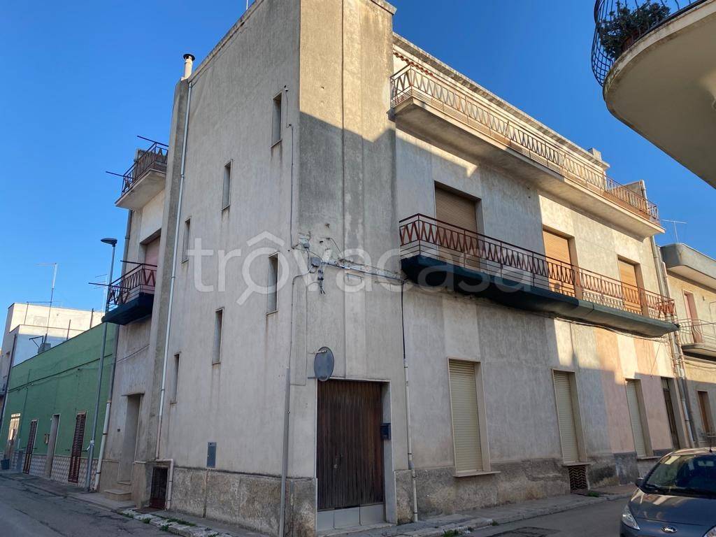 Appartamento in vendita a Manduria via Alessandro La Marmora, 23