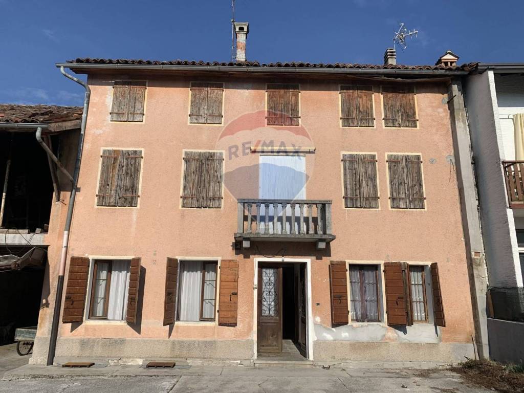 Casa Indipendente in vendita a Santa Giustina via Carrera, 15