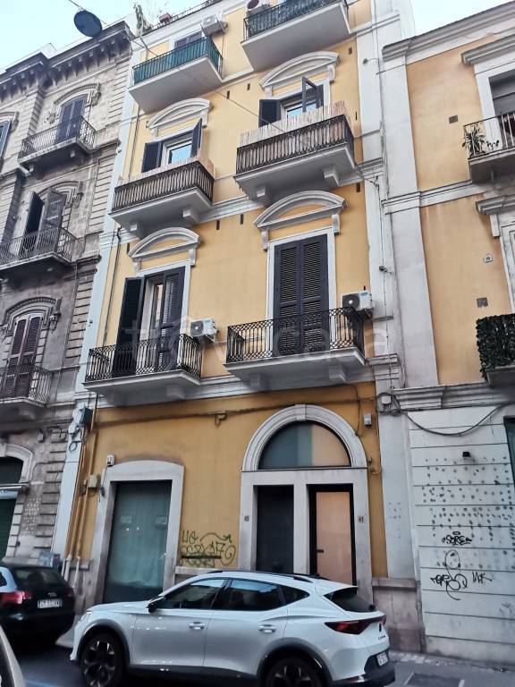 Appartamento in vendita a Bari via Alessandro Manzoni, 41