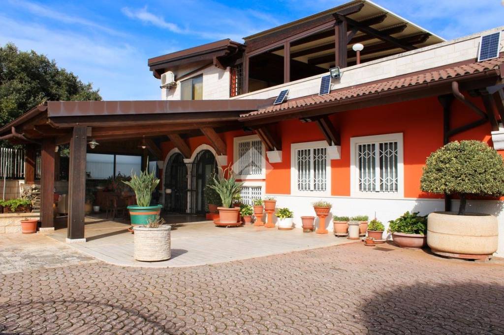 Villa in vendita a Putignano strada Comunale s. Giorgio, 22