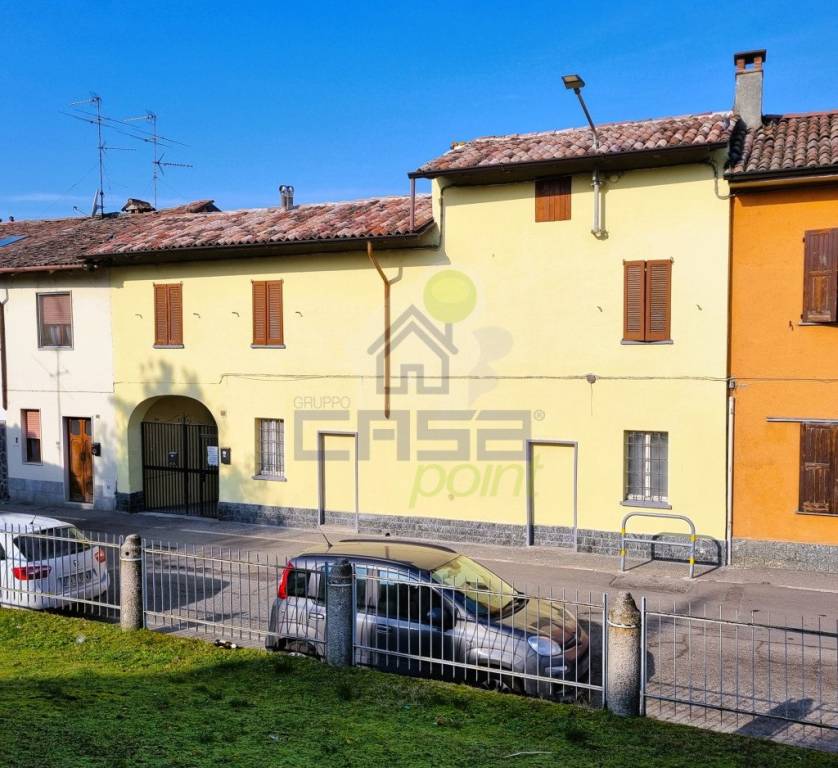 Casa Indipendente in vendita a Castiglione d'Adda via Umberto I