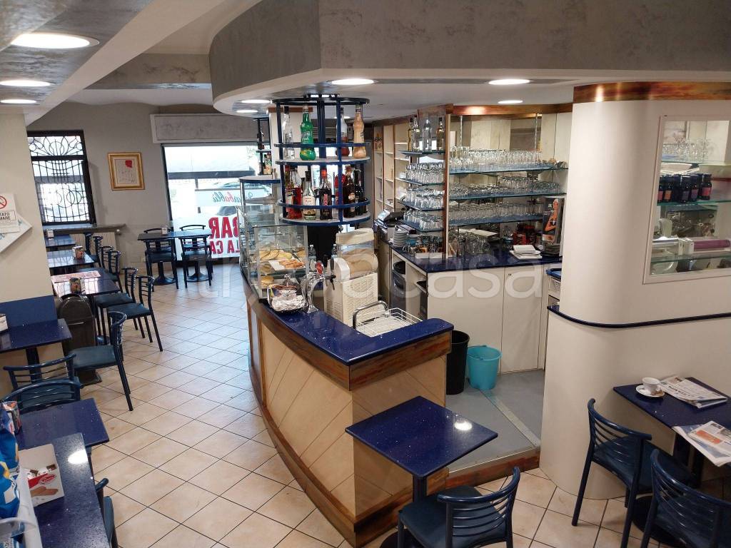Bar in in vendita da privato a Bra via Vittorio Emanuele ii, 7