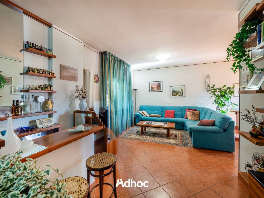Casa Indipendente in vendita a Fano via Sorelle Morelli, 30
