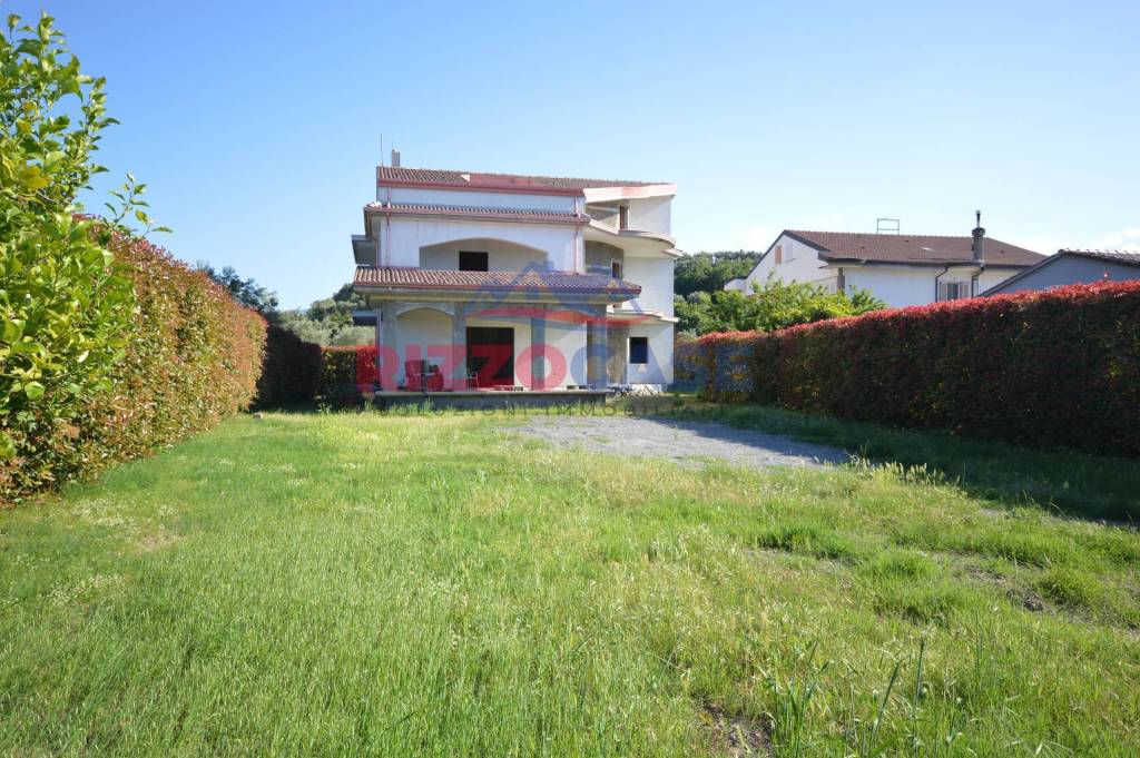 Villa in vendita a Corigliano-Rossano c.Da Lacuna, snc