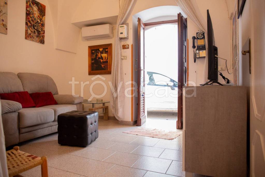 Appartamento in vendita a Ceglie Messapica via Filippo Corridoni, 51