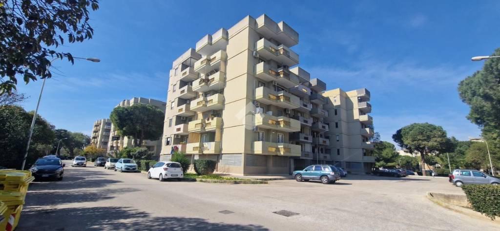 Appartamento in vendita a Taranto via federico ii, 2