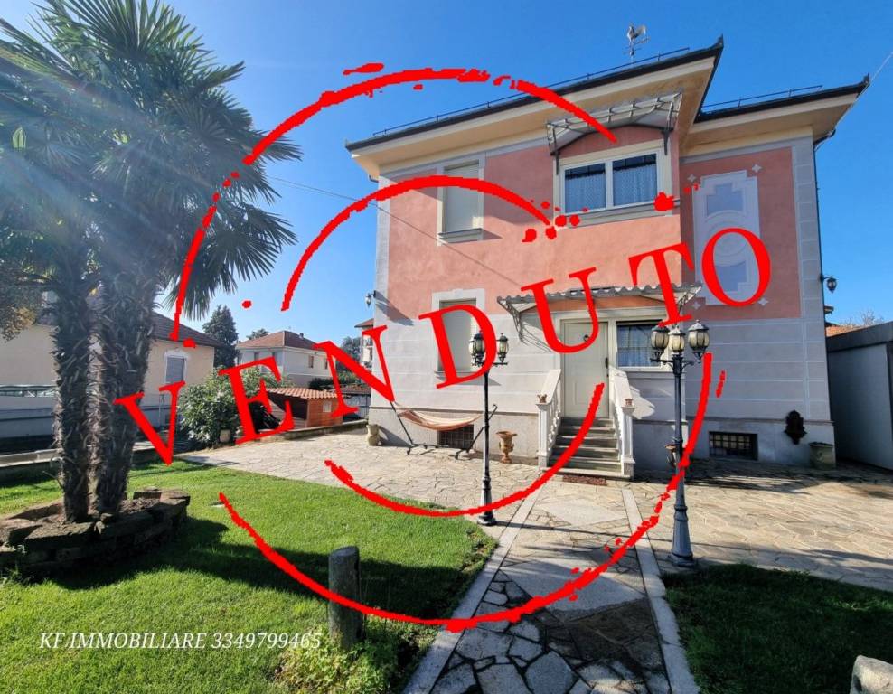 Villa in vendita a Caselle Torinese via Circonvallazione, 60