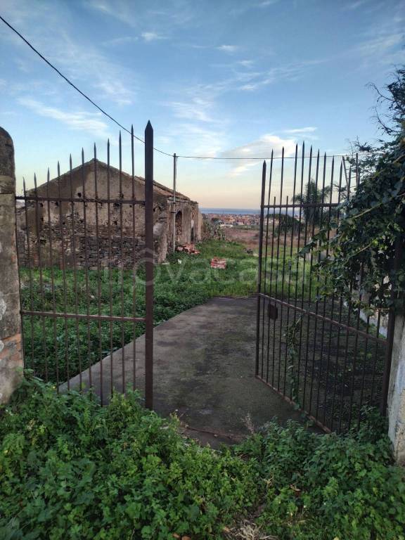 Terreno Agricolo in vendita a Fiumefreddo di Sicilia via Calatabiano, 6