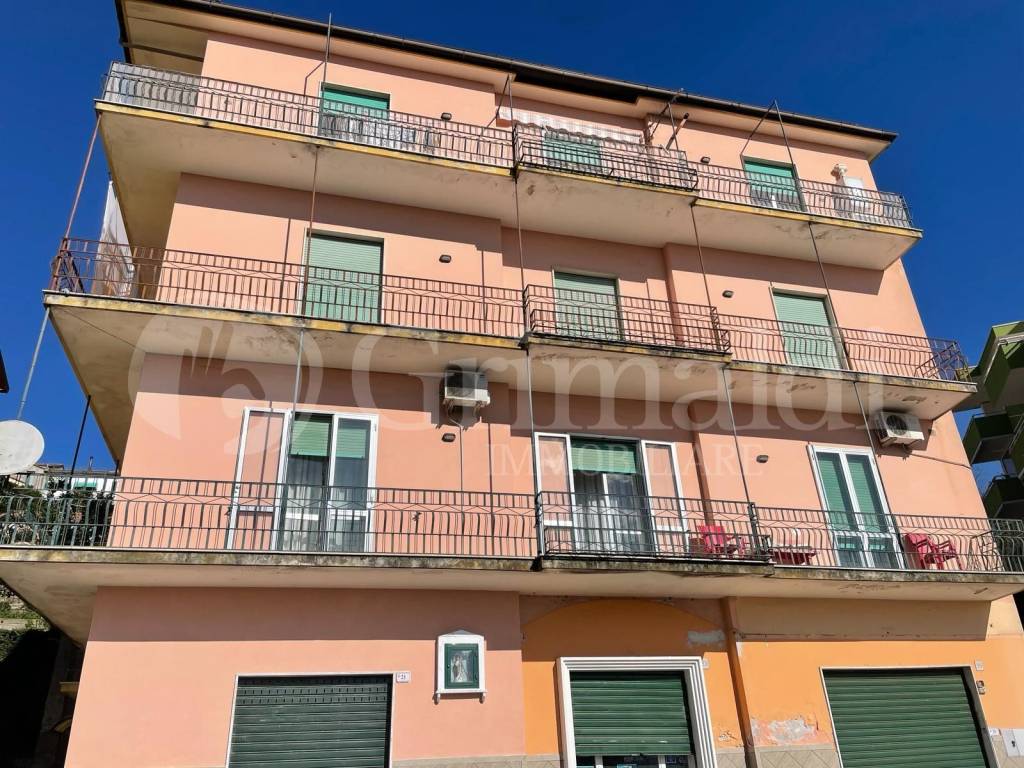Appartamento in vendita a Montecorvino Rovella via Lucania, 19