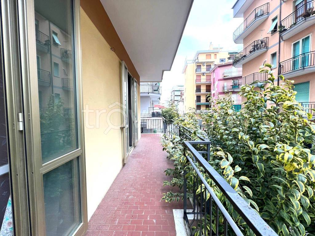 Appartamento in vendita a Borghetto Santo Spirito via Ponti, 3