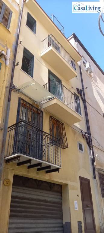 Appartamento in vendita a Monreale via Forno Mirabile