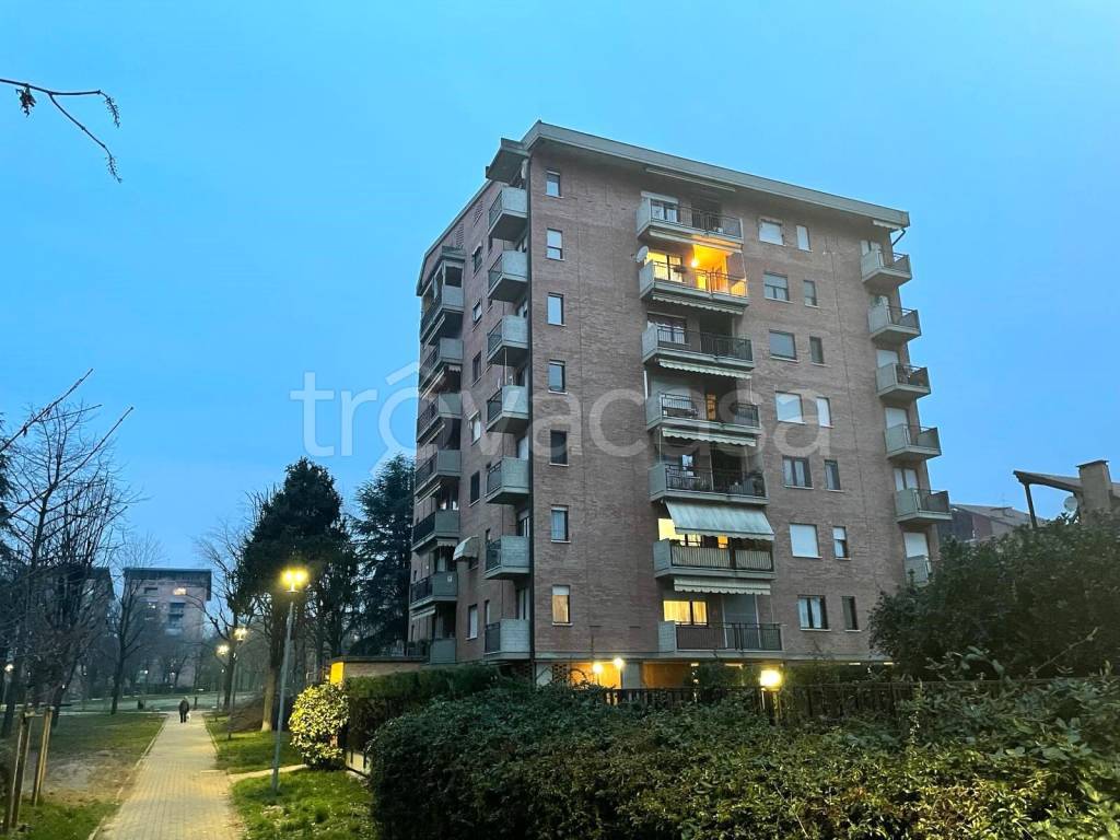 Appartamento in vendita a Rivoli via Tevere, 37