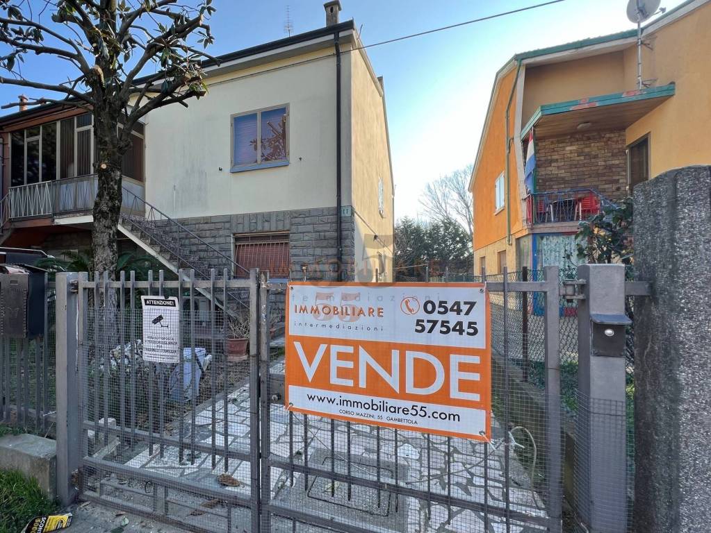 Casa Indipendente in vendita a Massa Lombarda via Padre Antonio Costa, 11