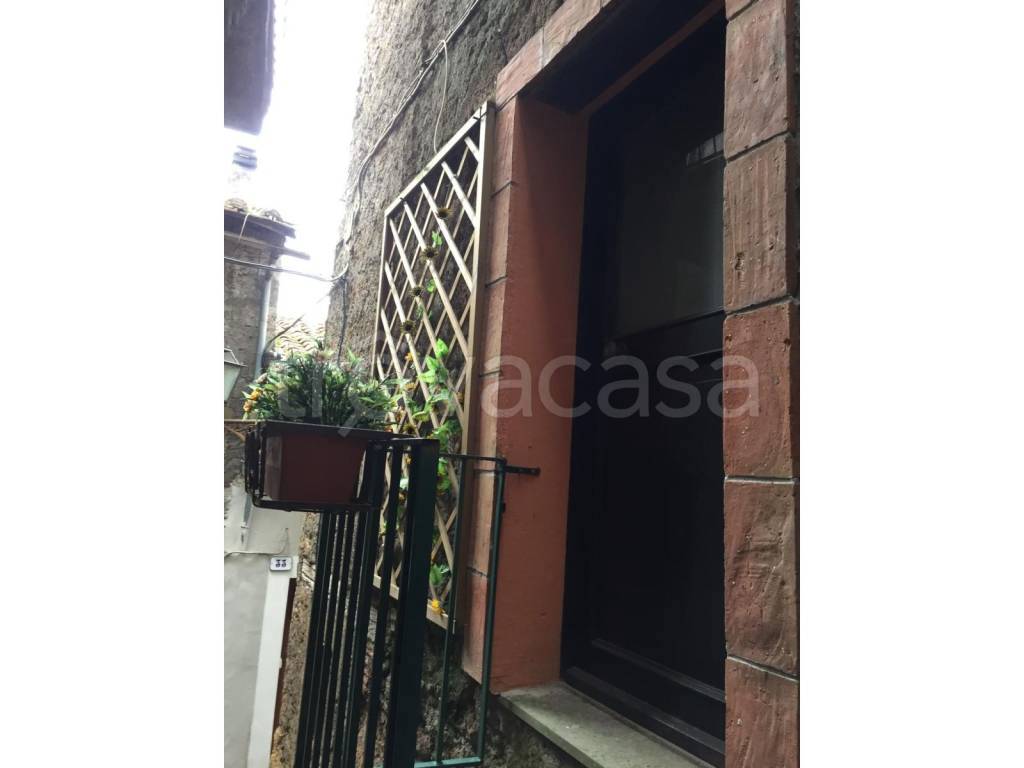 Appartamento in vendita a Bassano Romano via Governo Vecchio