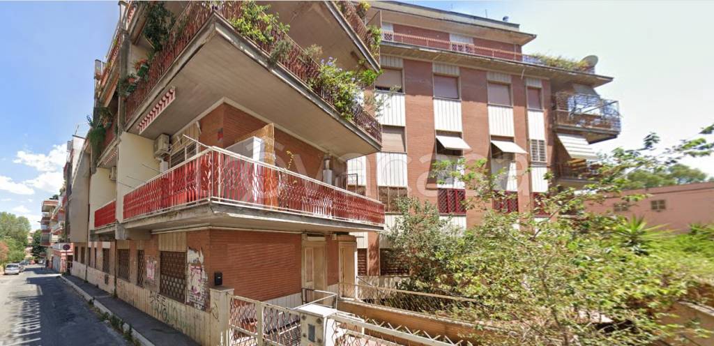 Appartamento in vendita a Roma via Galeazzo Alessi, 137