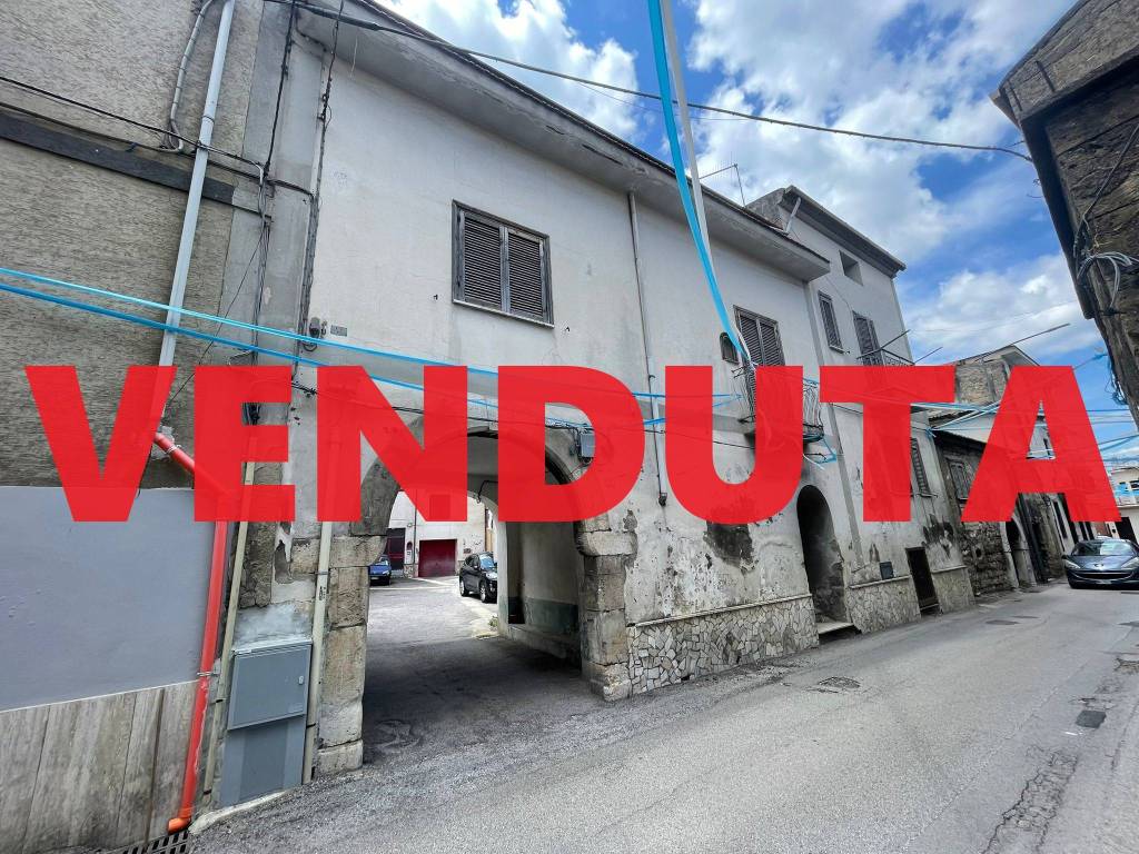 Casa Indipendente in vendita a Roccapiemonte via San Potito, 3