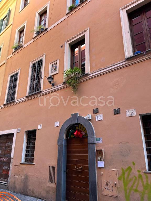 Appartamento in affitto a Roma vicolo di Santa Margherita, 14
