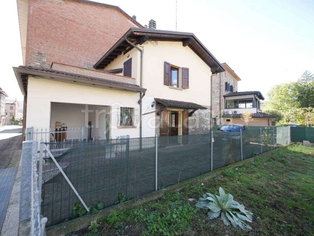 Casa Indipendente in vendita a Castellarano via Maestà Nera, 1/a