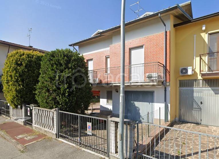 Villa in vendita a Corteolona e Genzone via Piemonte, 17