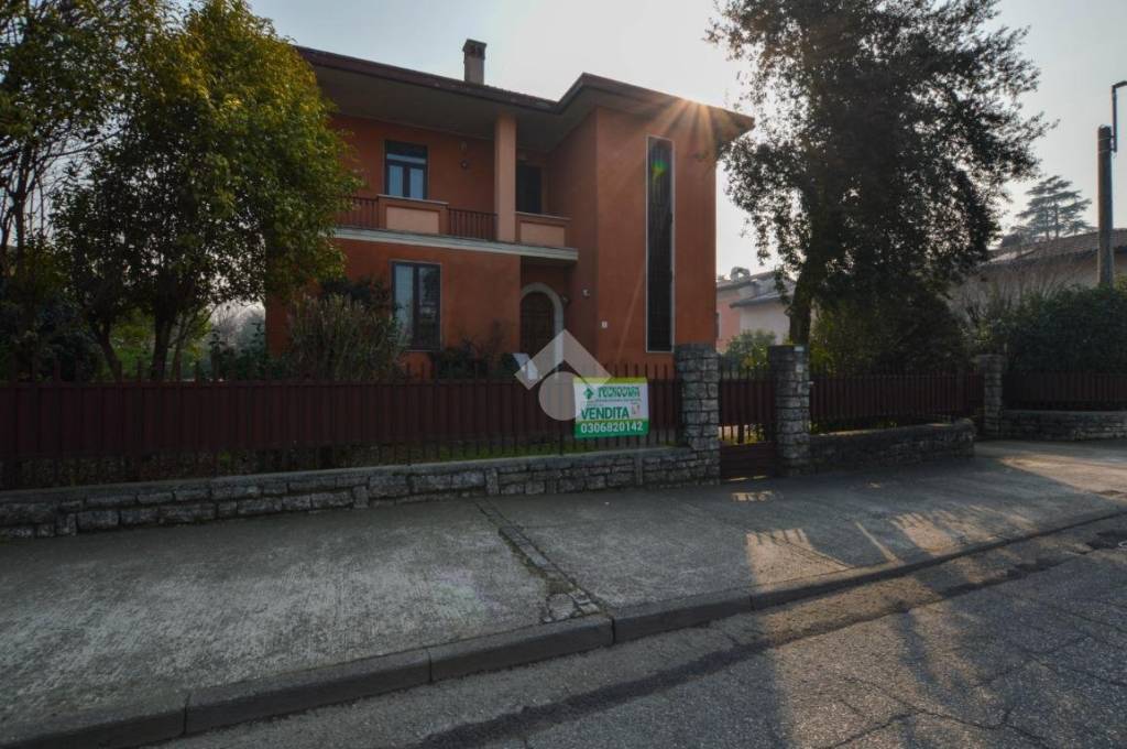 Villa in vendita a Bagnolo Mella via a. Gramsci, 3