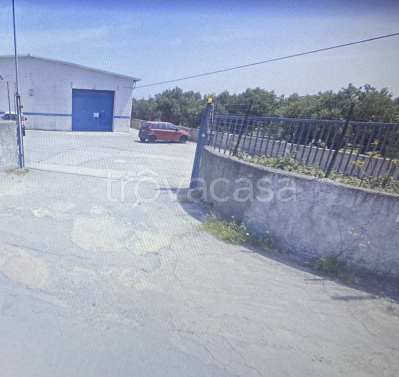 Capannone Industriale in affitto a Lamezia Terme viale San Bruno, 31