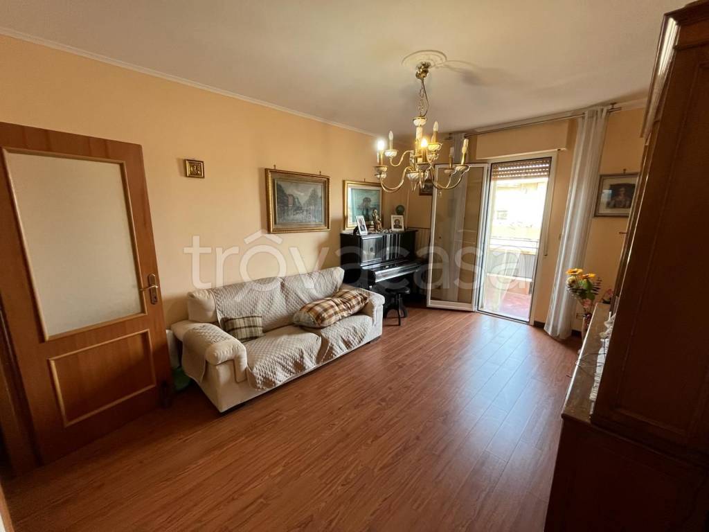 Appartamento in vendita a Ladispoli via Benedetto Croce, 21