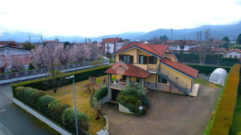 Villa in vendita a Giaveno via vietta, 40