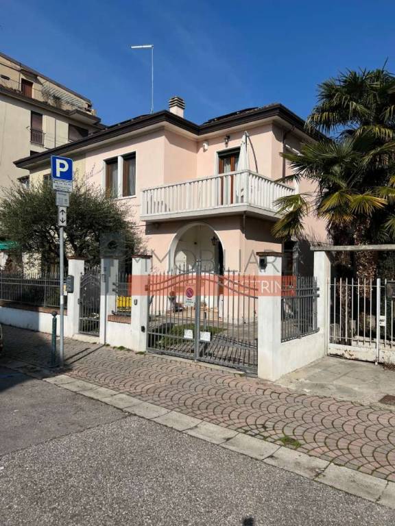 Casa Indipendente in vendita a Venezia