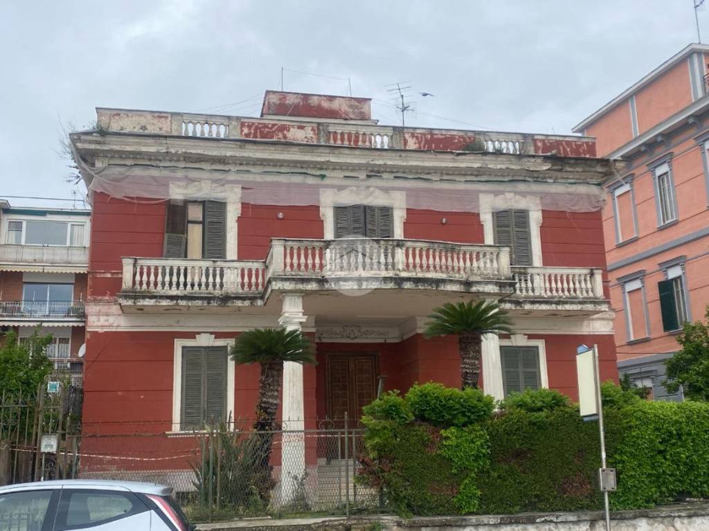 Villa in vendita a Napoli via Alessandro Manzoni, 144