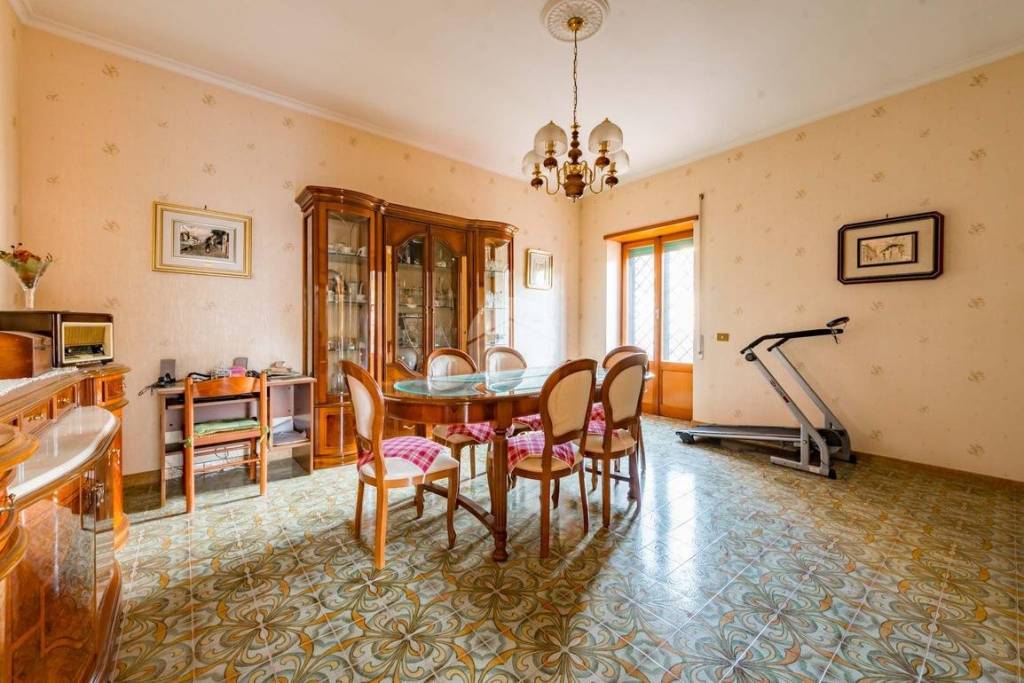 Appartamento in vendita a Roma largo Monreale, 19