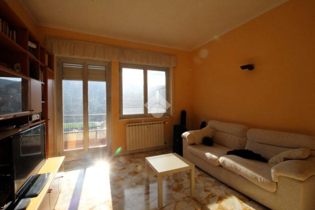 Appartamento in vendita a Genova via Piacenza, 132