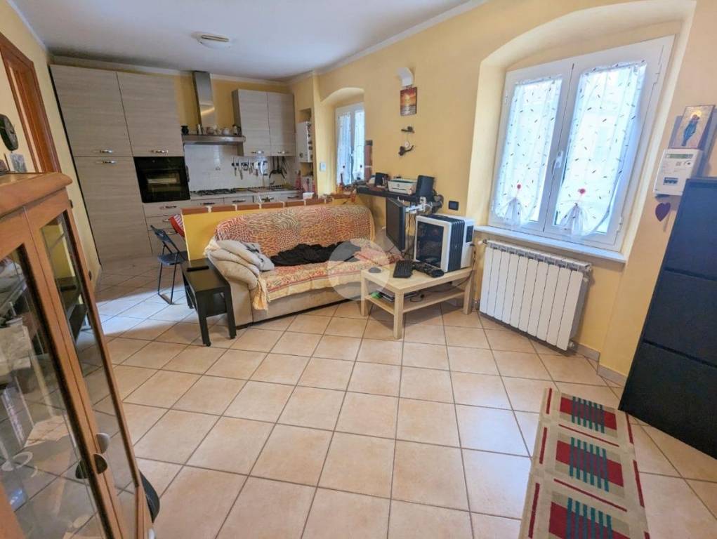 Appartamento in vendita a Genova via Germano Jori, 35