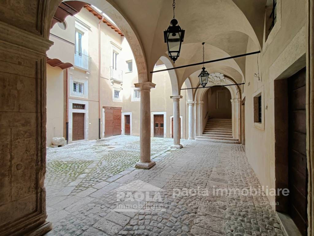 Appartamento in vendita a L'Aquila via Cimino
