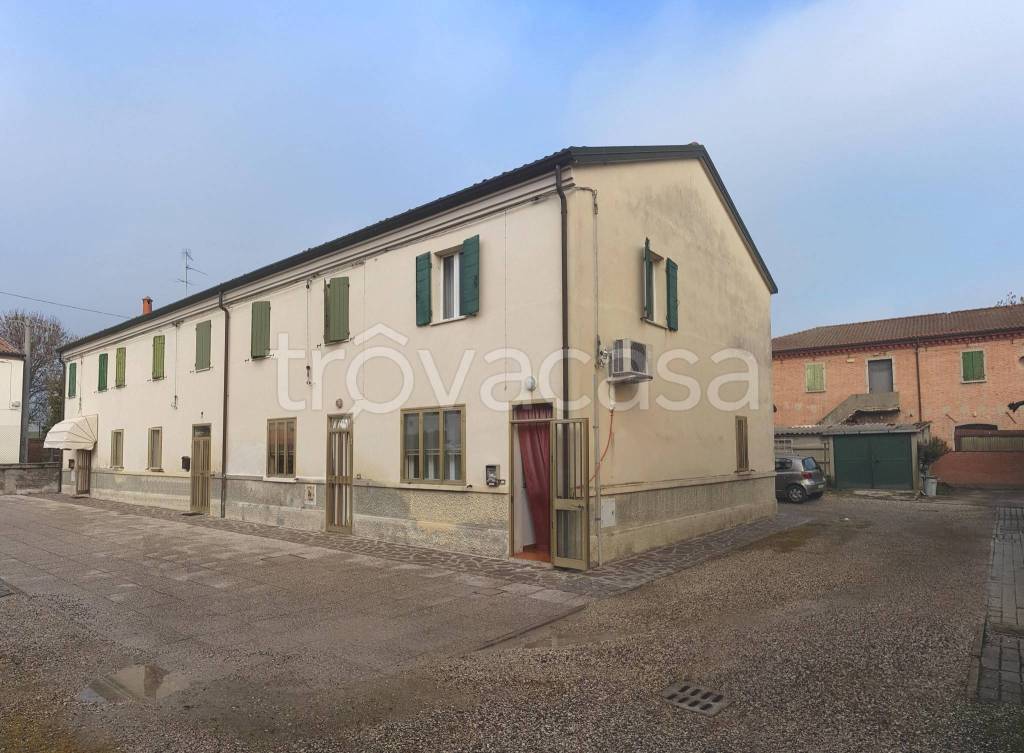 Casa Indipendente in vendita a Ferrara via dei Calzolai, 466