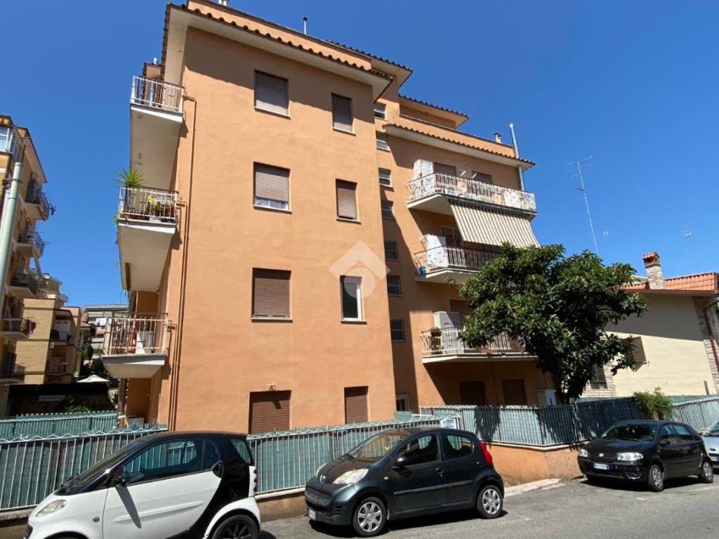 Appartamento in affitto a Monterotondo via Marsala, 33