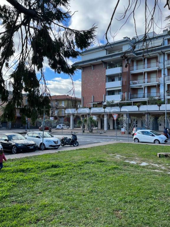 Appartamento in vendita ad Albenga via Brescia