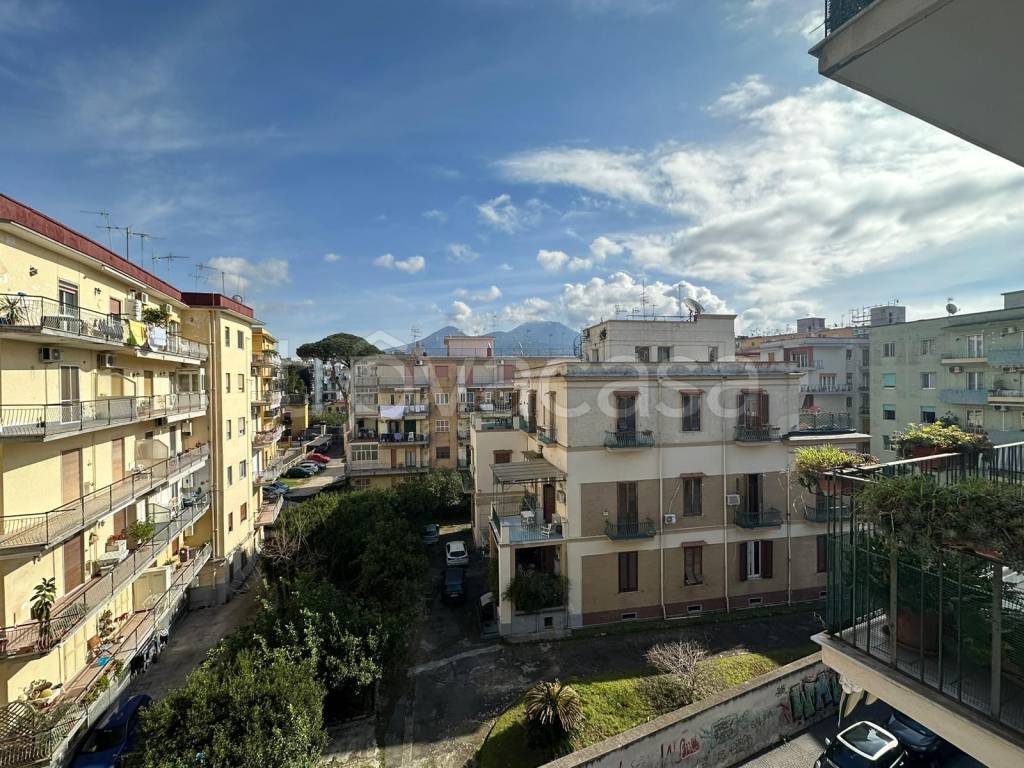 Appartamento in vendita a Portici via Giovanni Amendola, 1