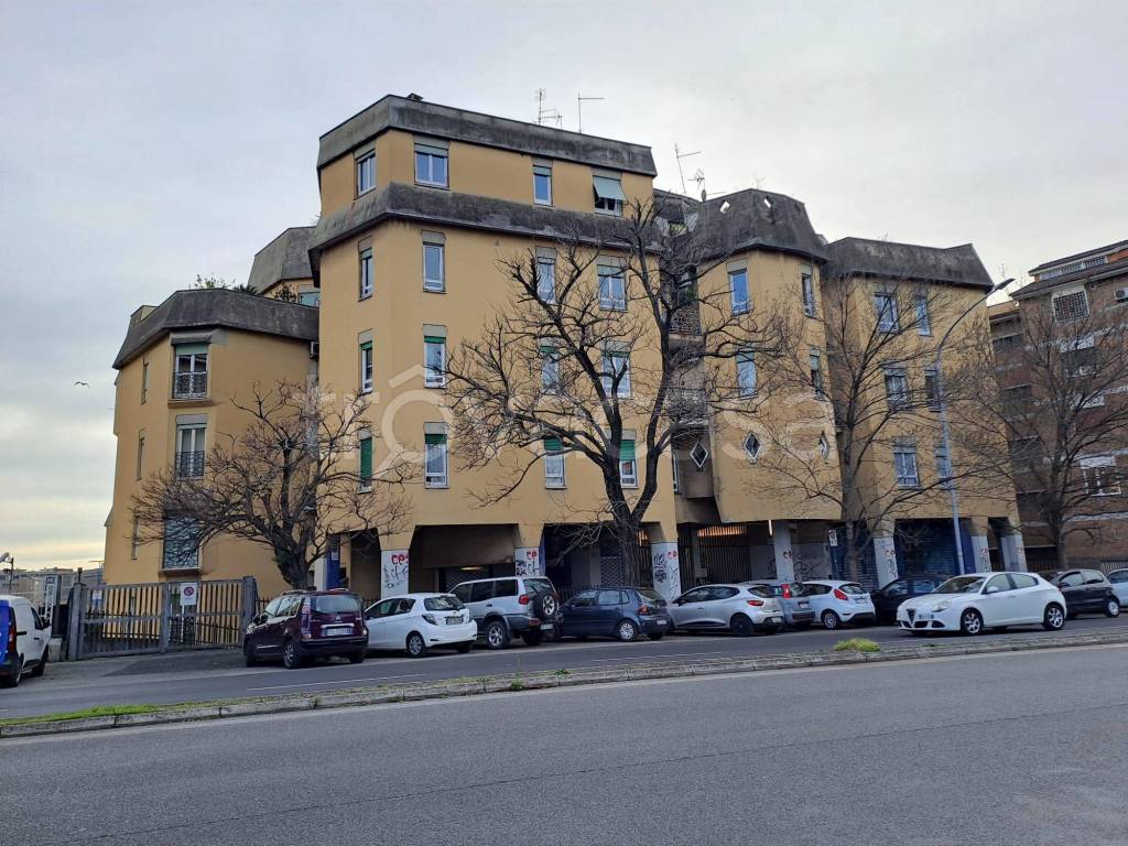 Appartamento in vendita a Roma viale Marco Polo