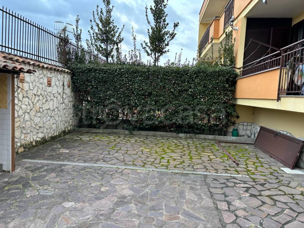 Appartamento in vendita a Giugliano in Campania via Ripuaria