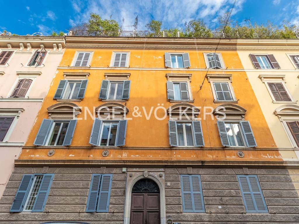 Appartamento in vendita a Roma via dei Mocenigo
