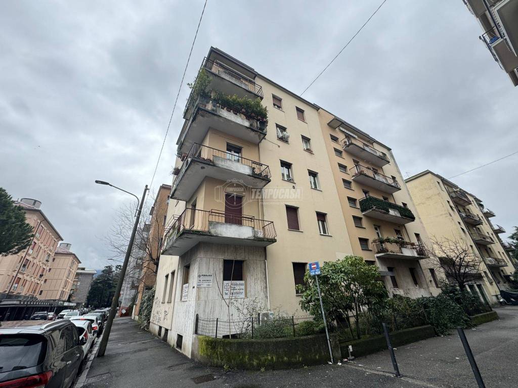 Appartamento in vendita a Brescia via Vittorio Veneto, 38/a