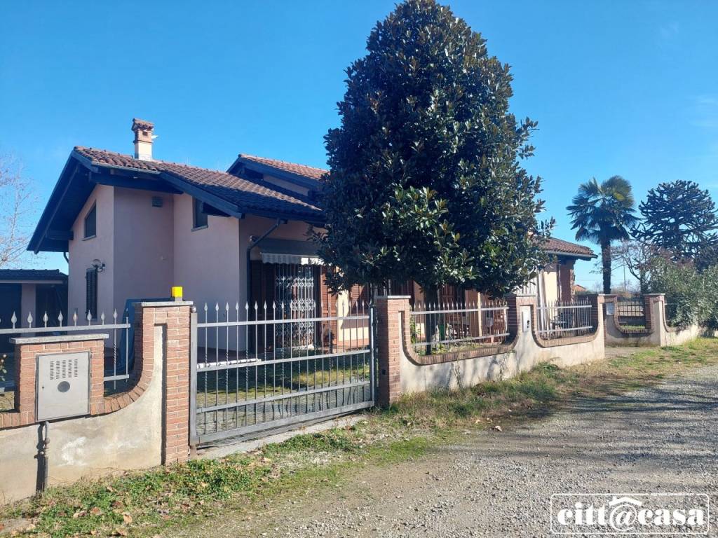 Villa in vendita a Rondissone via XX Settembre