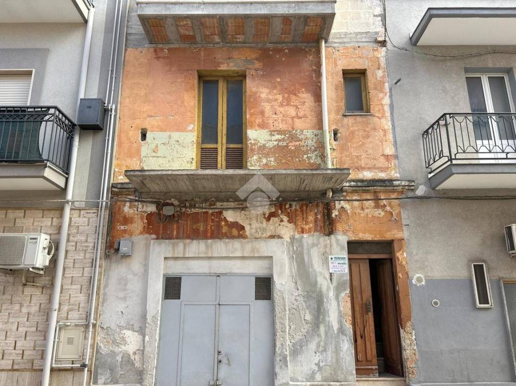 Appartamento in vendita a Grottaglie via Taranto, 14