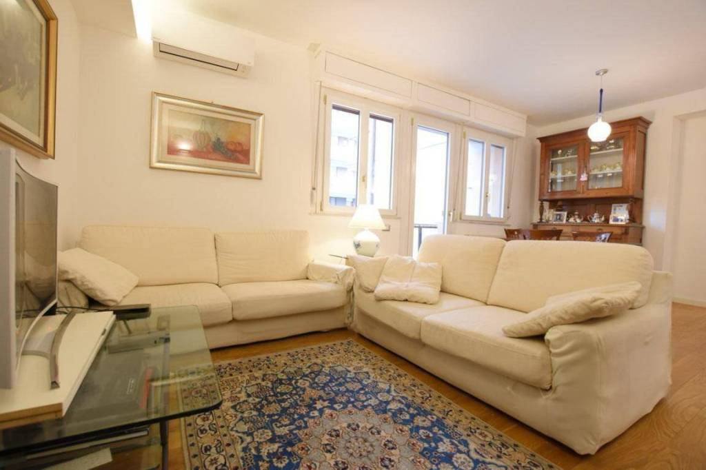 Appartamento in vendita a Sassari via Alivia, 14