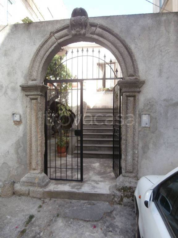 Appartamento in in vendita da privato a Gioiosa Ionica via Camillo Benso di Cavour, 45