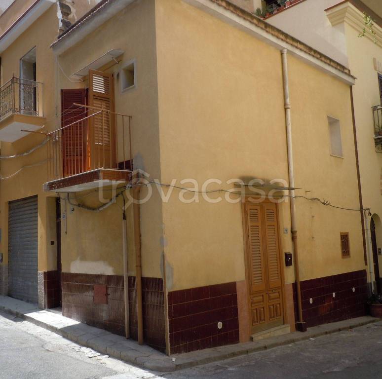 Appartamento in in vendita da privato a Bagheria via Vittorio Veneto, 9