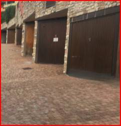 Garage in vendita a Padenghe sul Garda via Ramazzini 26