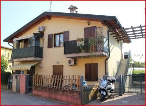 Appartamento all'asta a Desenzano del Garda via Vaccarolo trav. I n. 18