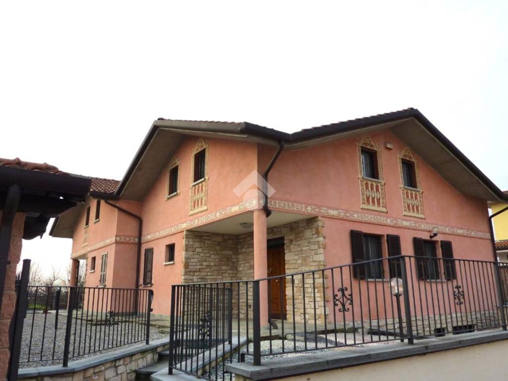 Villa in vendita a Cambiago via del Carroccio, 24