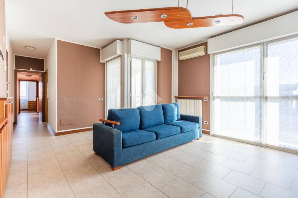 Appartamento in vendita a Milano via Sesto San Giovanni, 31
